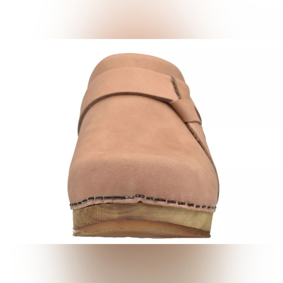 New inbox  beautiful Sanita salmon leather wood clog - Picture 2 of 2